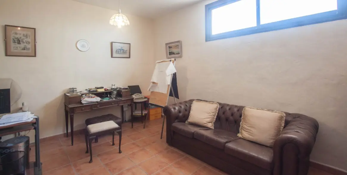 Продажа финки в Estepona 26