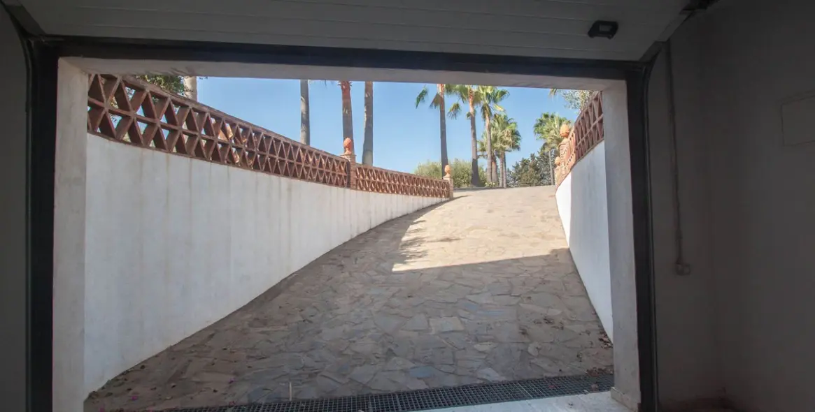 Продажа финки в Estepona 28