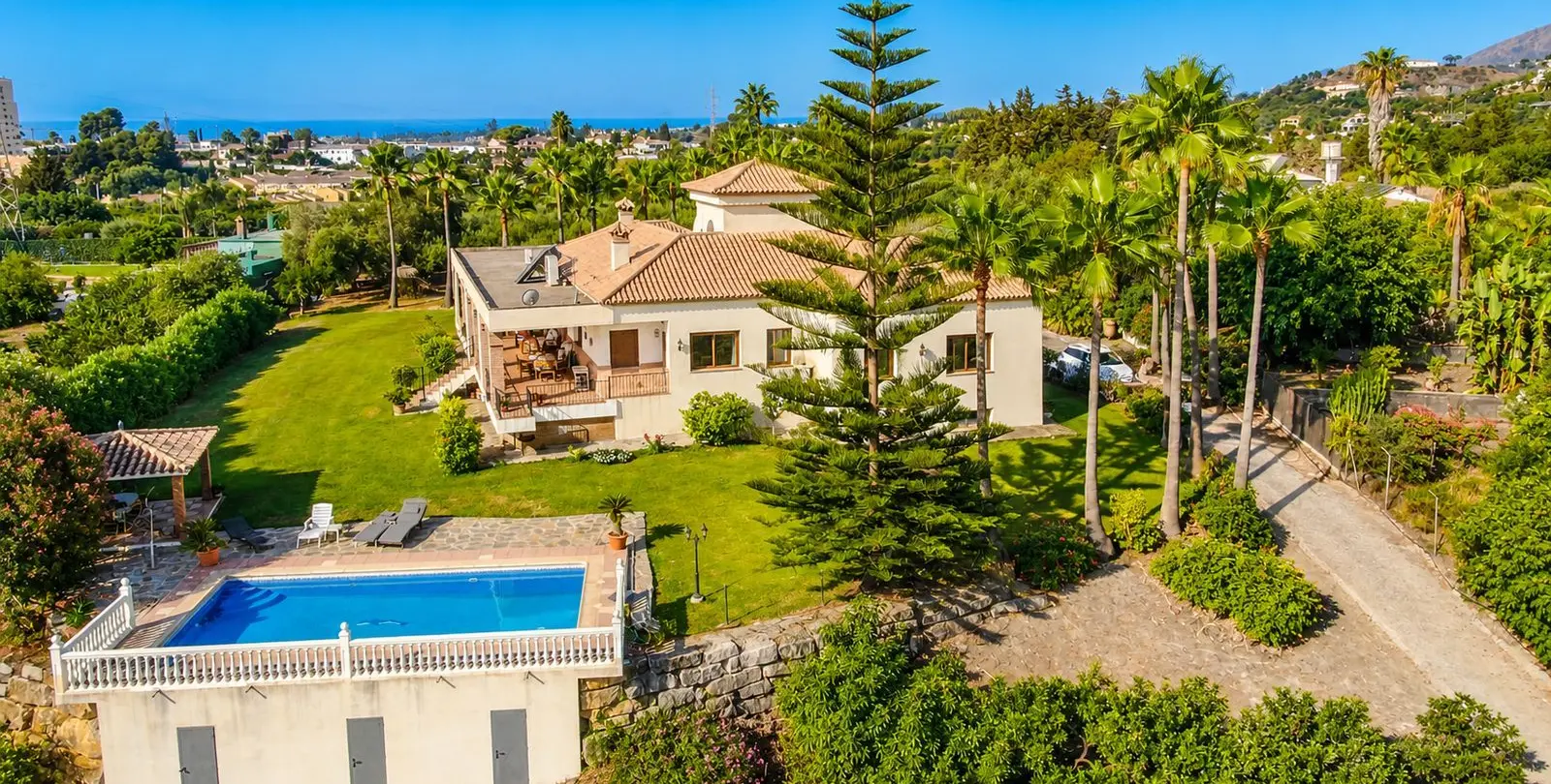 Sale of finca - cortijo in Estepona 3