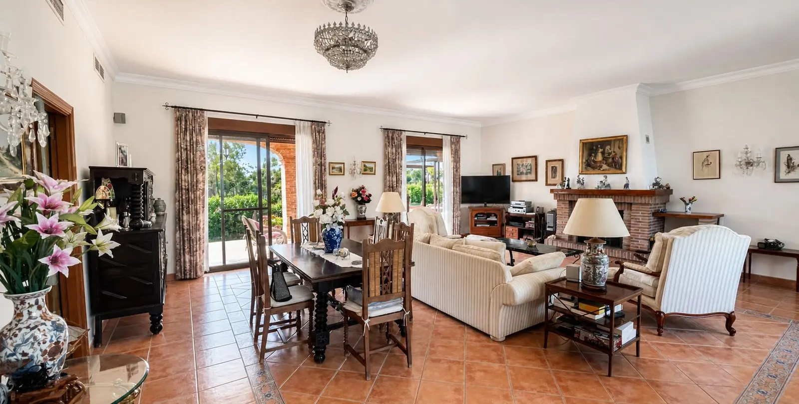 Sale of finca - cortijo in Estepona 8