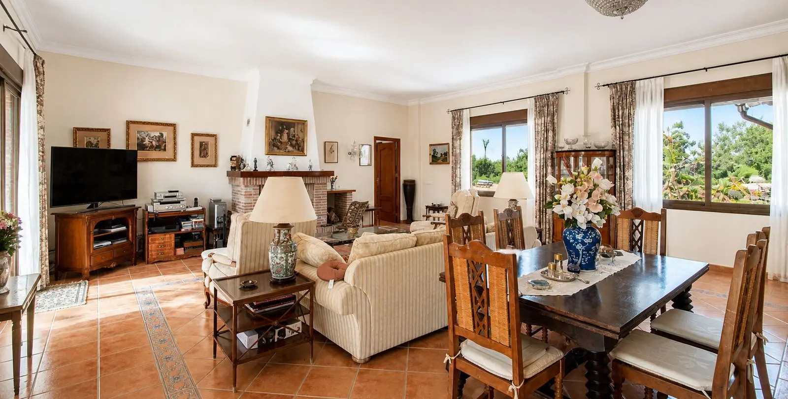Sale of finca - cortijo in Estepona 9