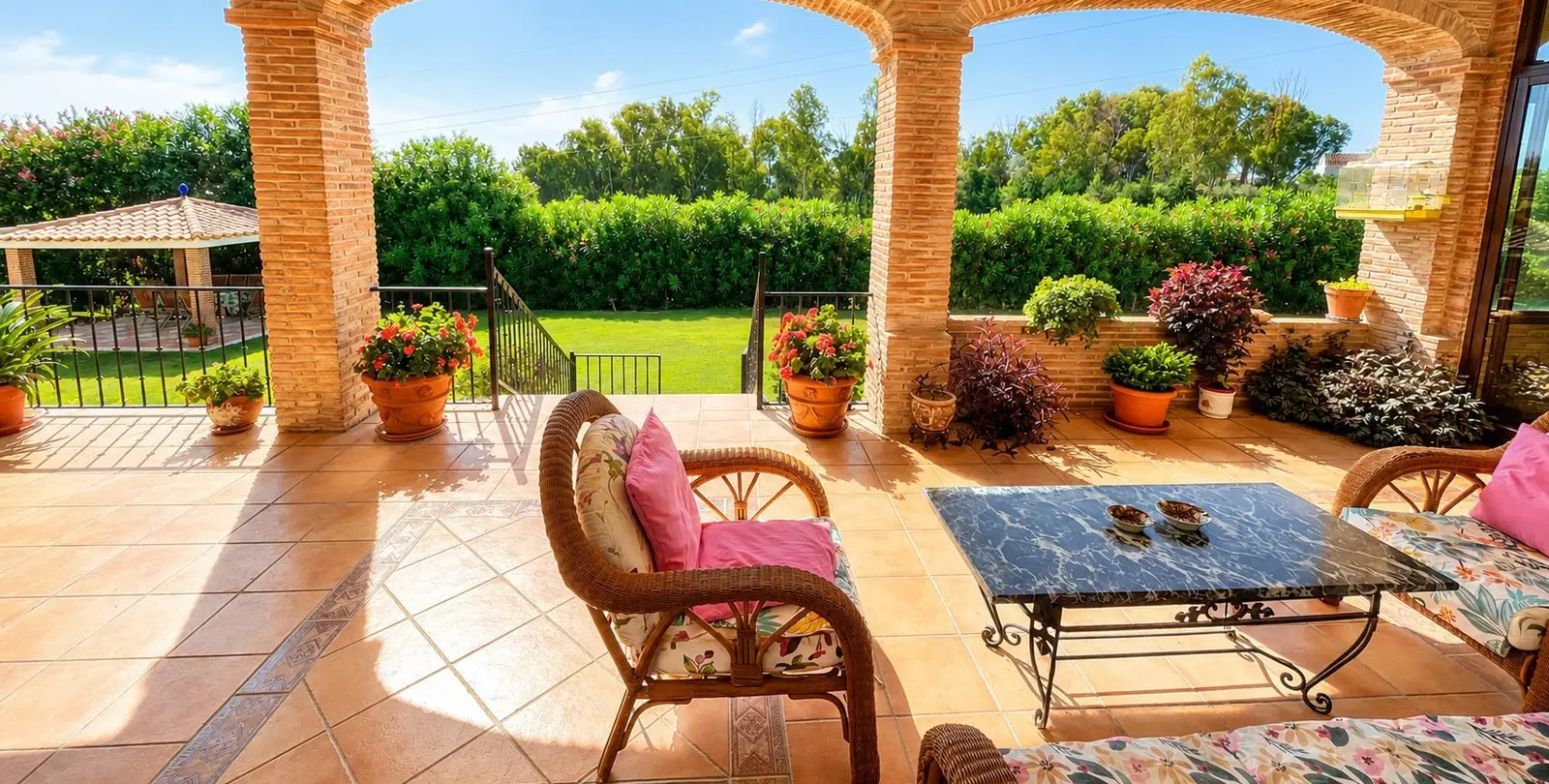 Sale of finca - cortijo in Estepona 18