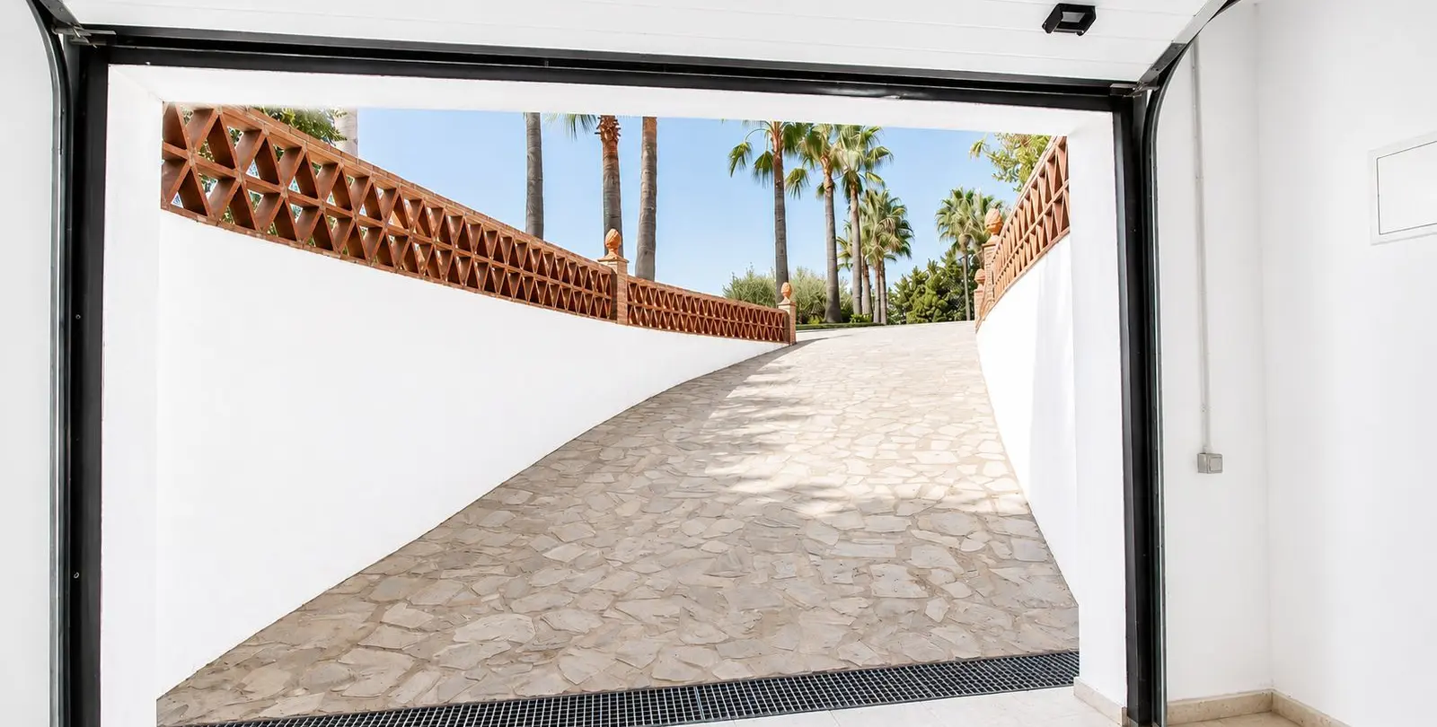 Sale of finca - cortijo in Estepona 26
