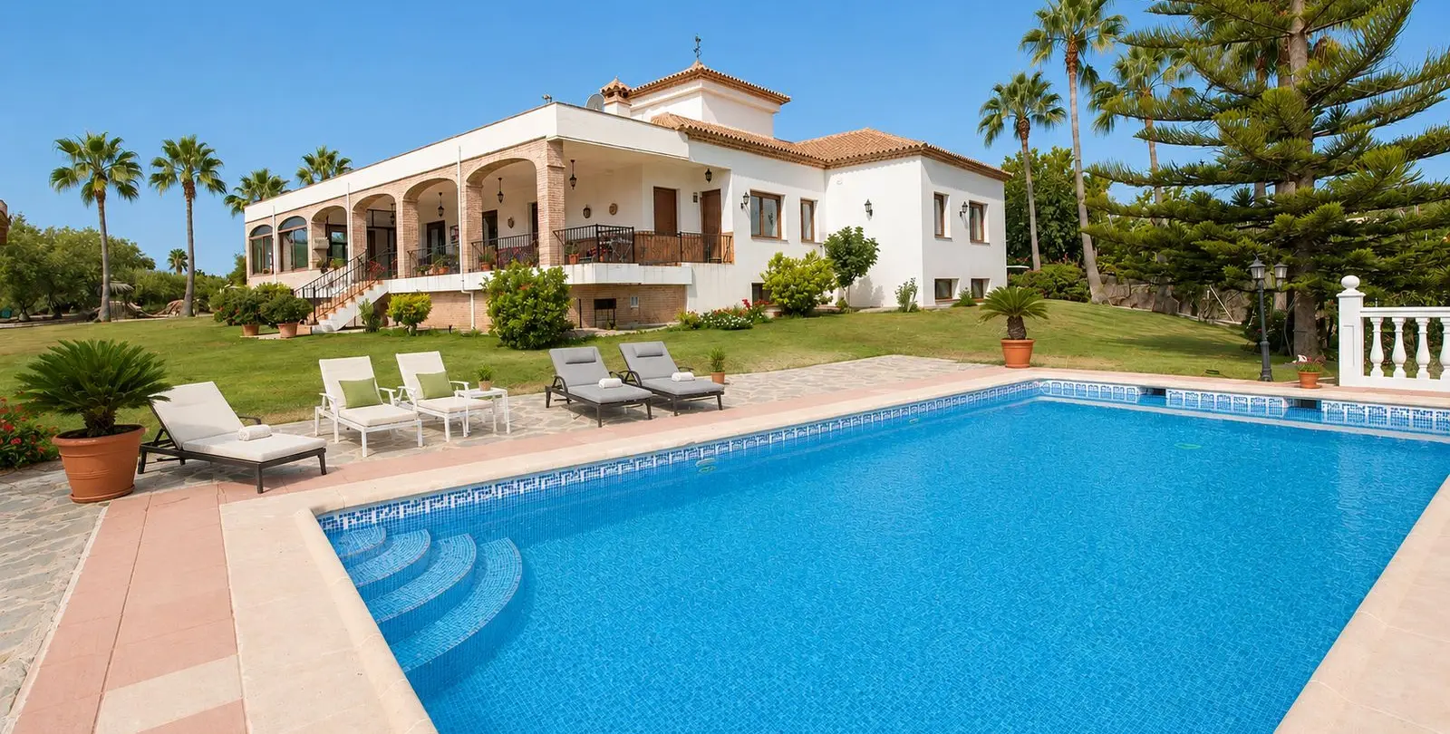 Sale of finca - cortijo in Estepona 33