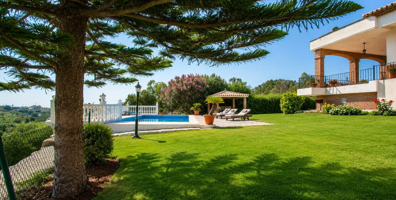 Sale of finca - cortijo in Estepona 37