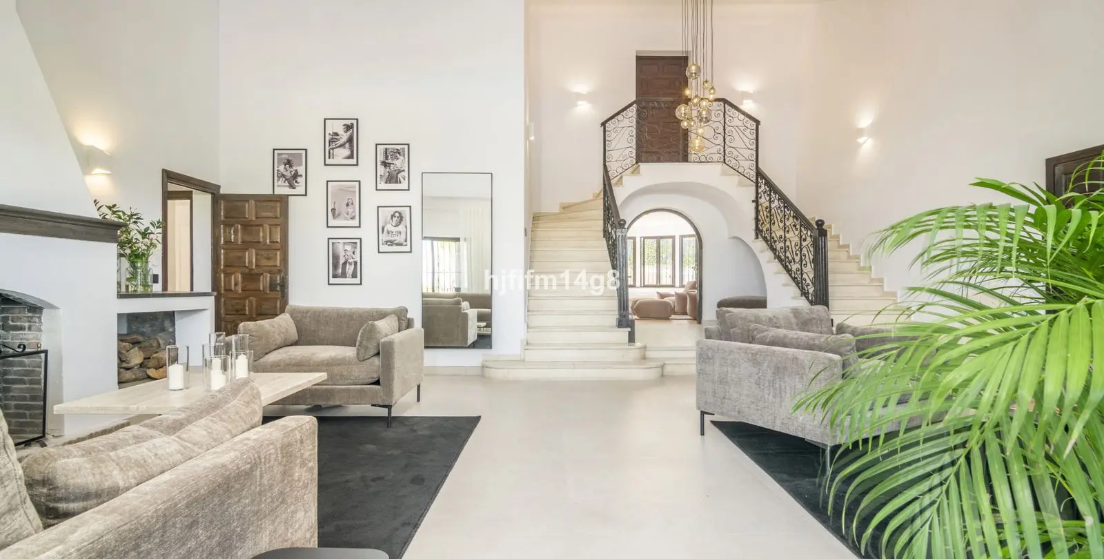 Sale of detached villa in San Pedro de Alcántara 5