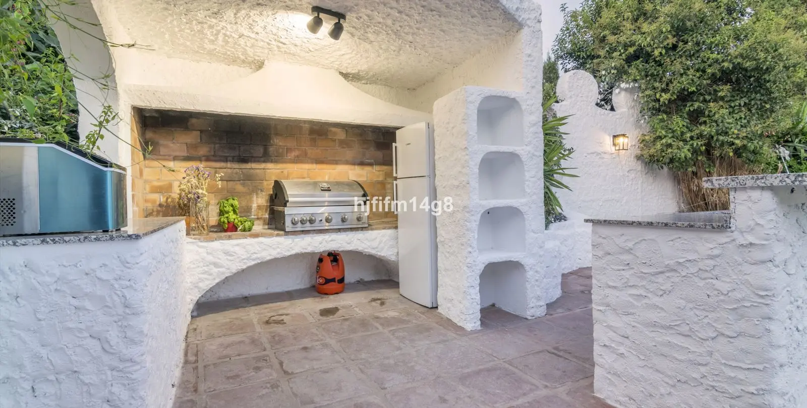 Sale of detached villa in San Pedro de Alcántara 29