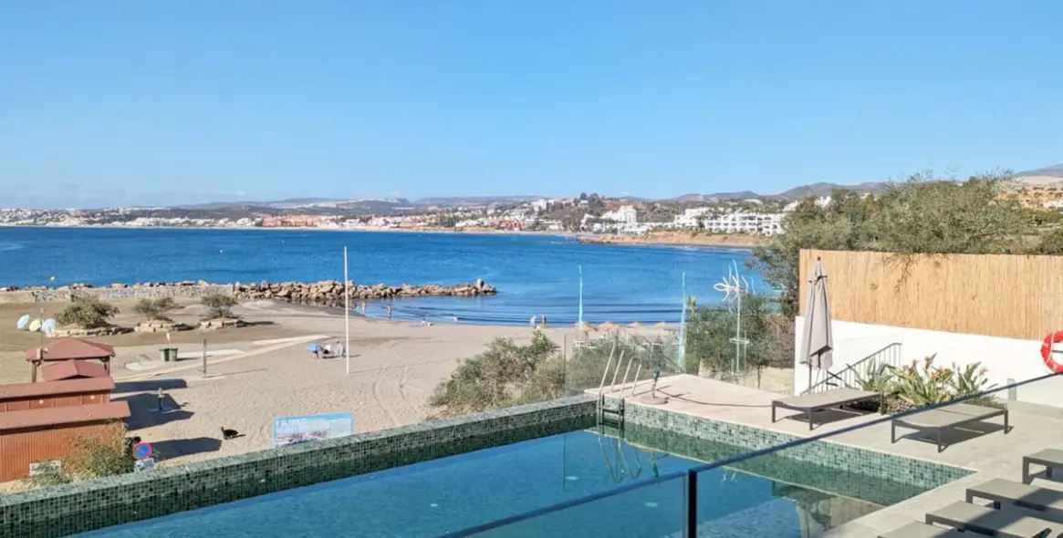 Sale of ground floor apartment in Estepona (district Estepona) 2