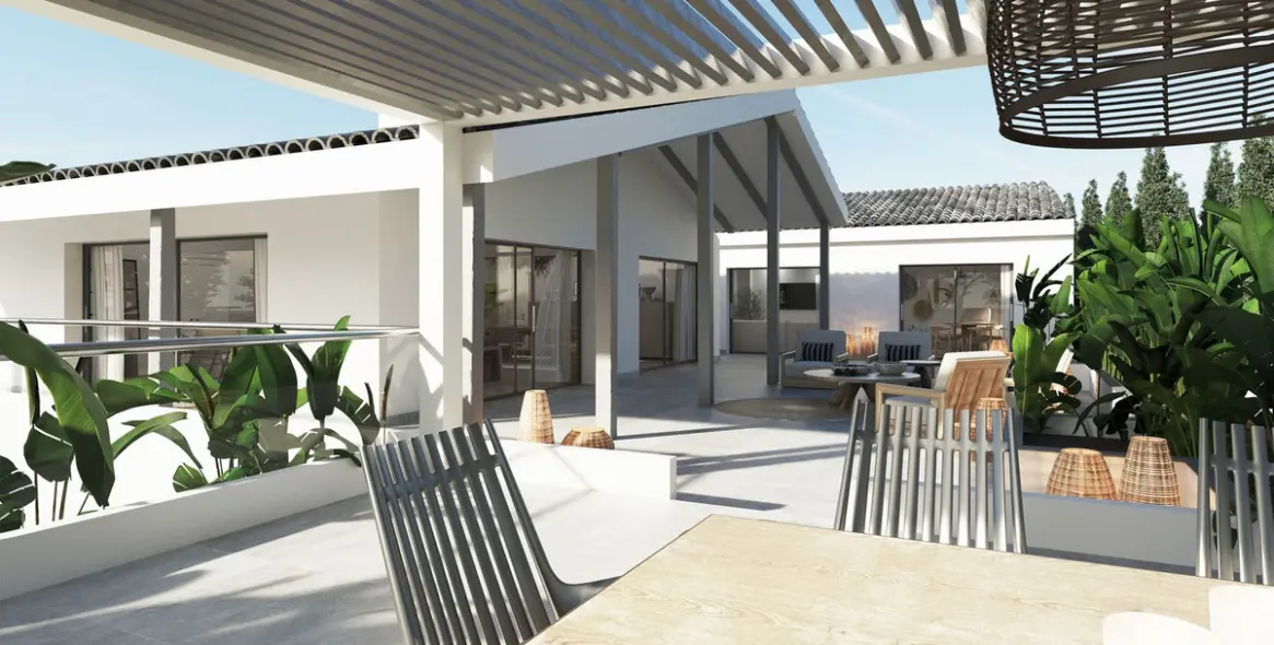 Продажа  отдельно стоящей виллы в Marbella East (район Río Real) 1