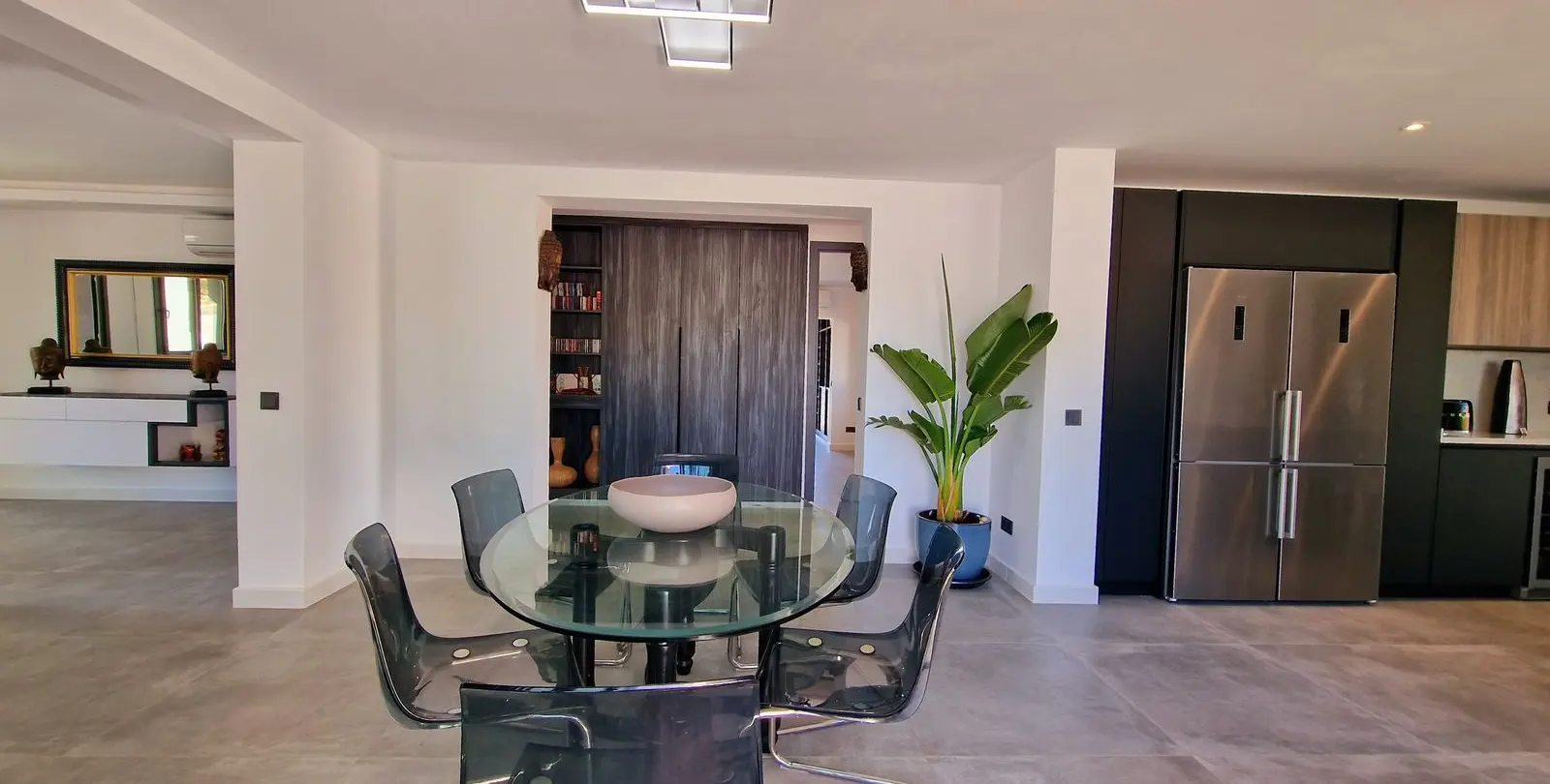 Sale of detached villa in San Pedro de Alcántara 9