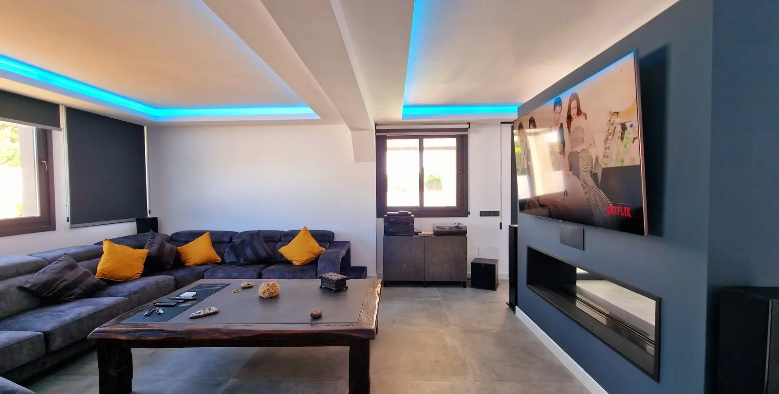 Sale of detached villa in San Pedro de Alcántara 11