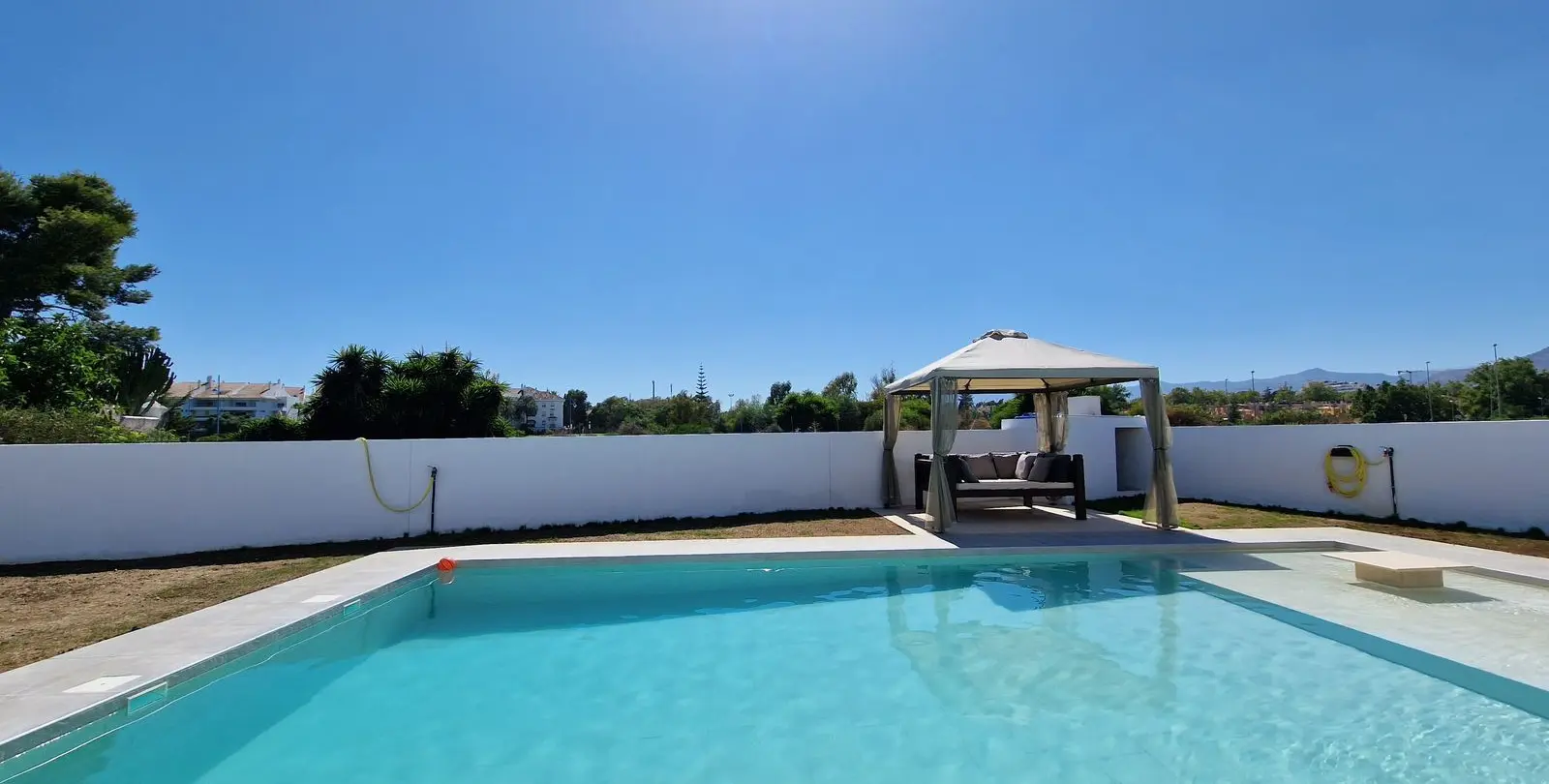 Sale of detached villa in San Pedro de Alcántara 20