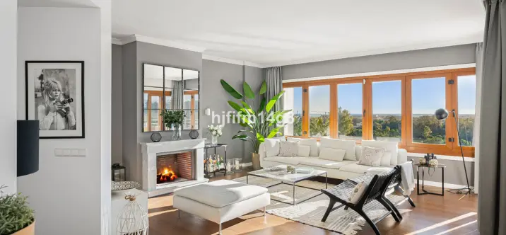 Sale of penthouse duplex in Nueva Andalucía 4