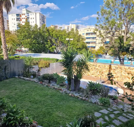Venta de casa pareada en Marbella