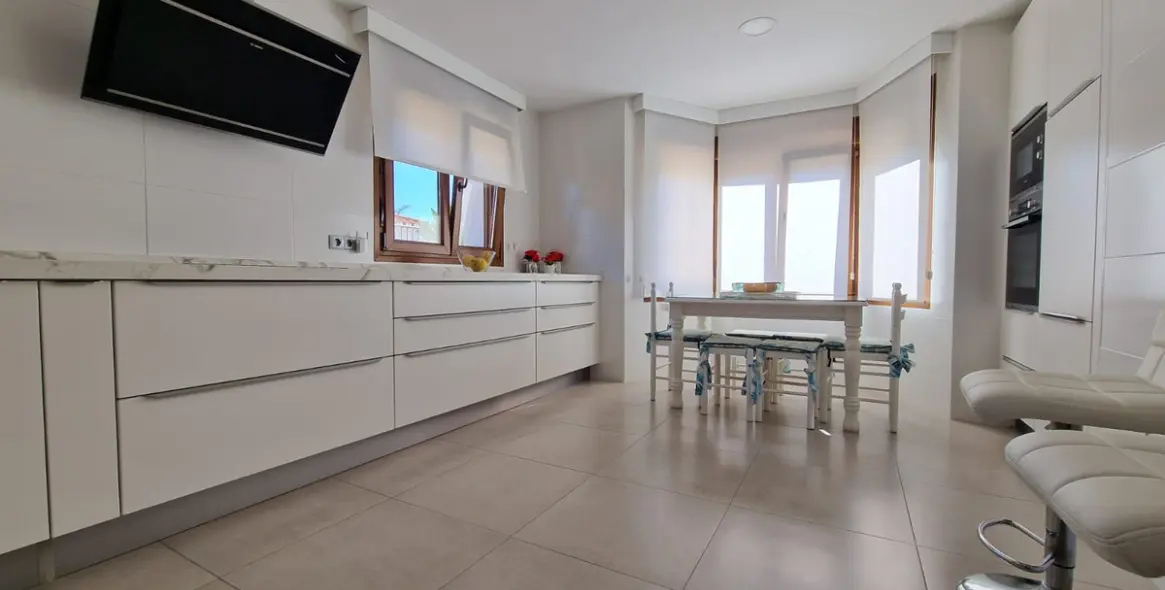 Sale of semi-detached house in Marbella 15