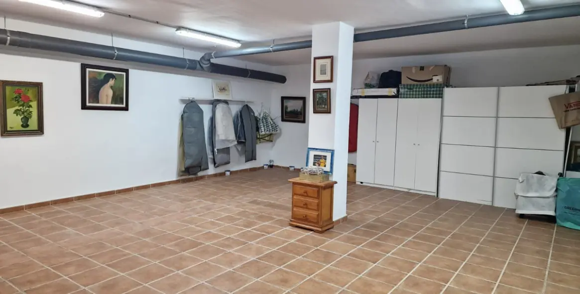 Sale of semi-detached house in Marbella 24