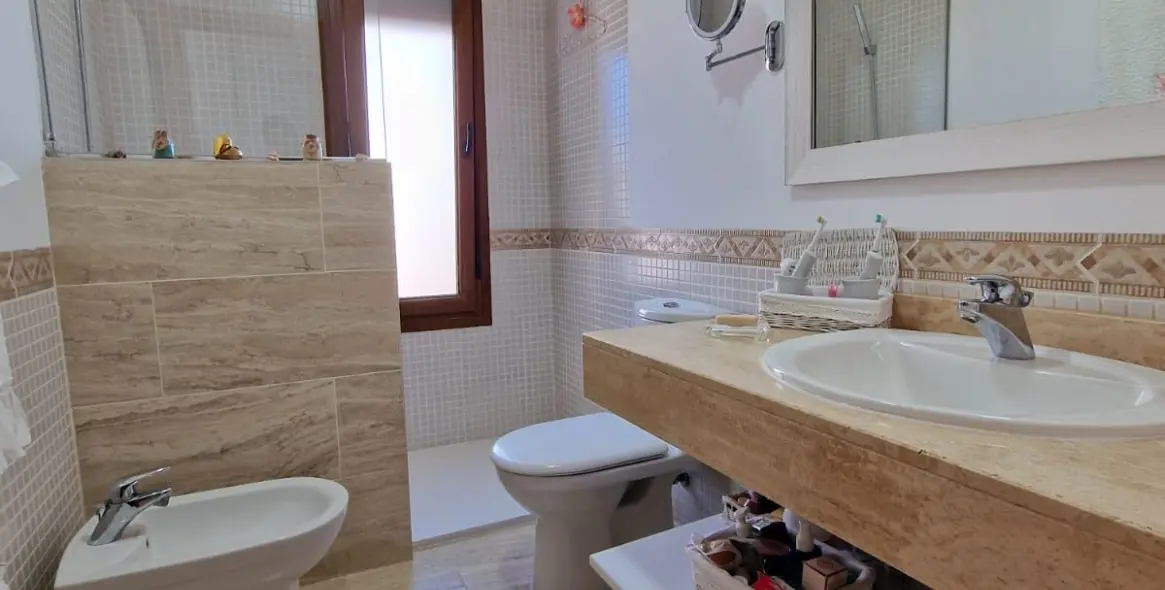 Sale of semi-detached house in Marbella 30