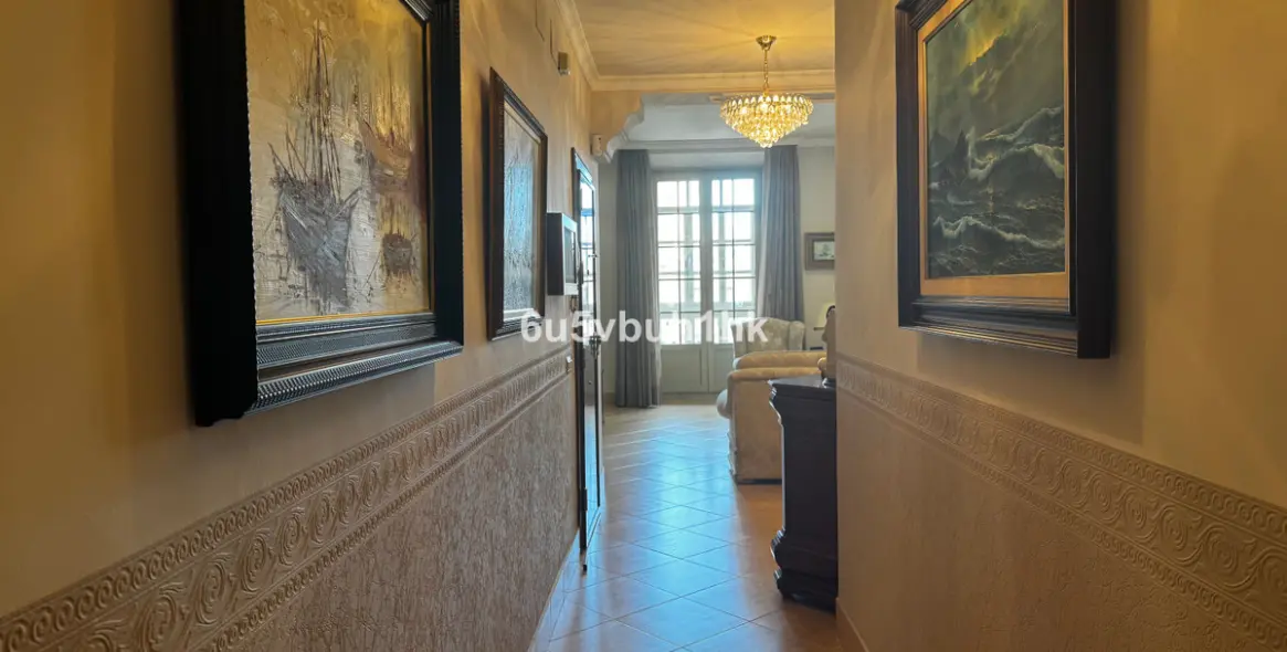 Sale of ground floor apartment in Malaga (district Málaga Centro) 6