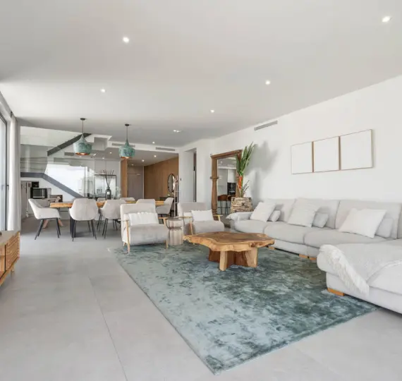 Venta de ático dúplex en Artola