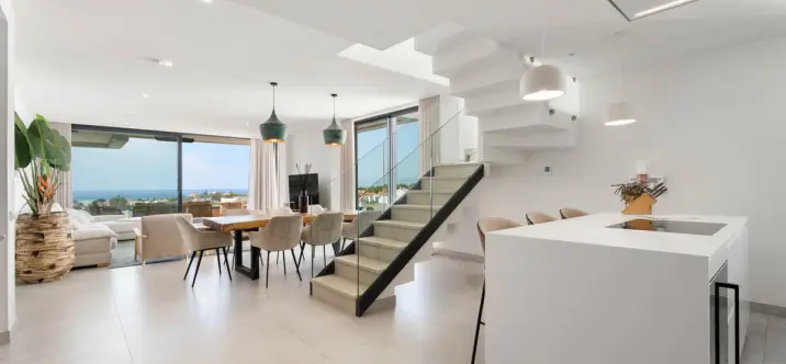 Sale of penthouse duplex in Artola 0