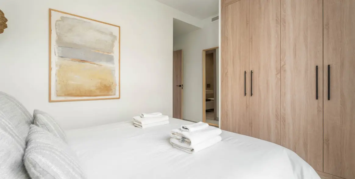 Sale of penthouse duplex in Artola 24