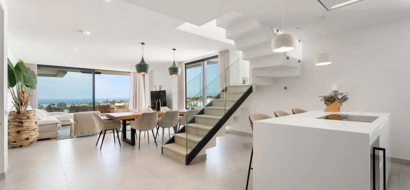 Sale of penthouse duplex in Artola 0