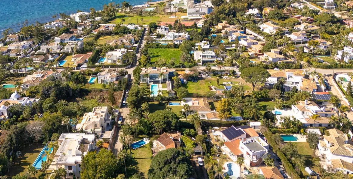 Продажа  отдельно стоящей виллы в Guadalmina Baja 9