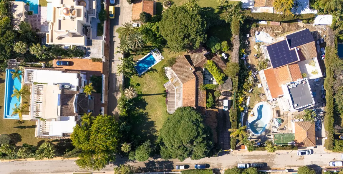 Продажа  отдельно стоящей виллы в Guadalmina Baja 10