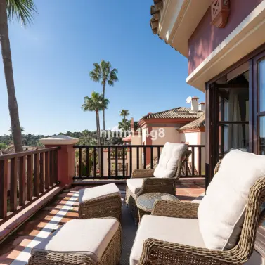 Sale of detached villa in The Golden Mile