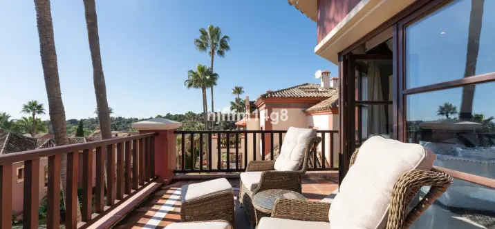 Sale of detached villa in The Golden Mile 3