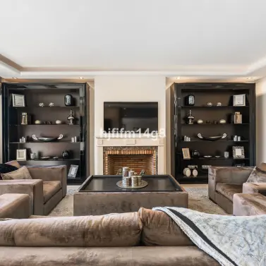 Sale of detached villa in The Golden Mile