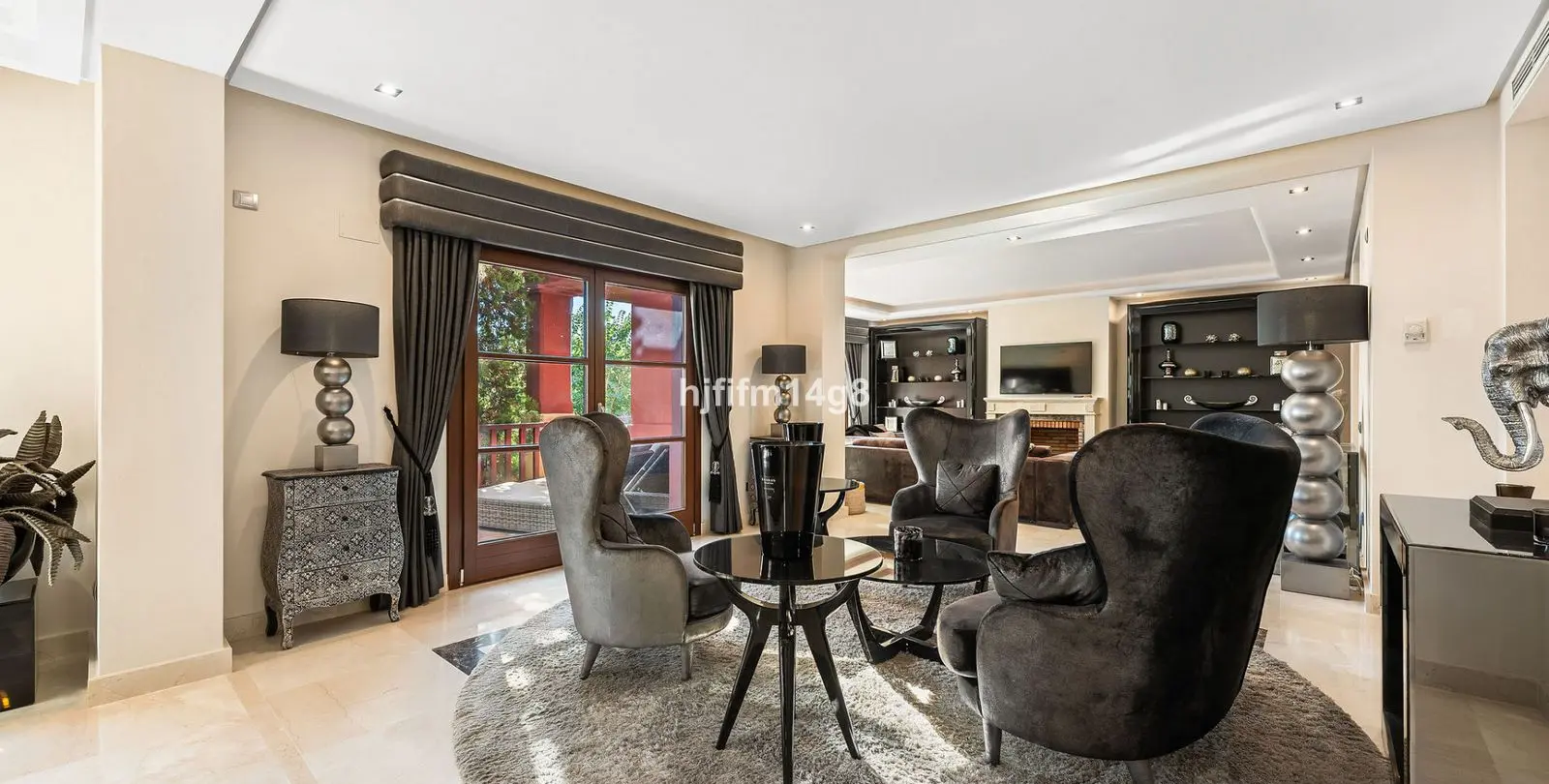 Venta de villa independiente en The Golden Mile 8