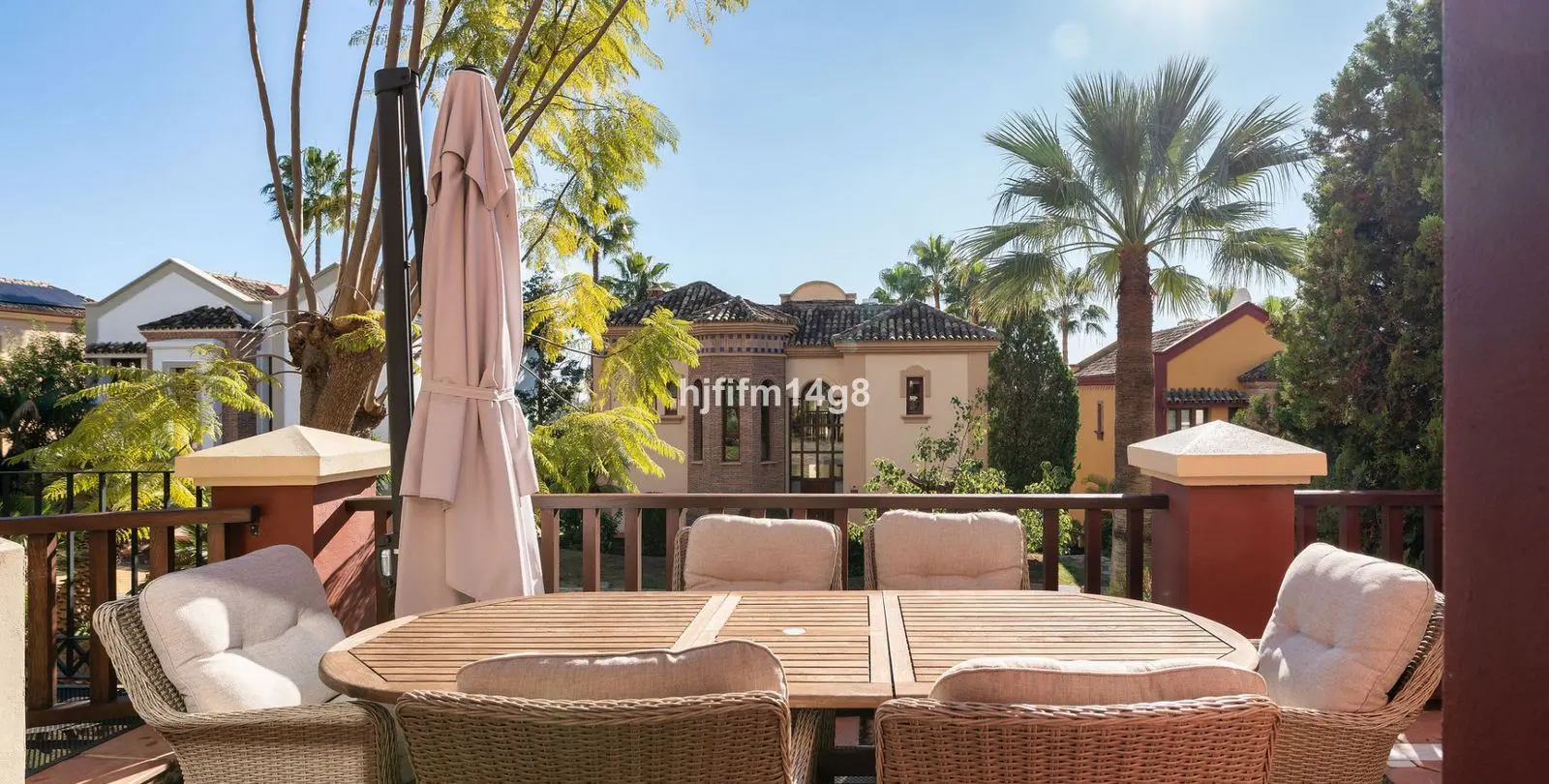 Venta de villa independiente en The Golden Mile 25