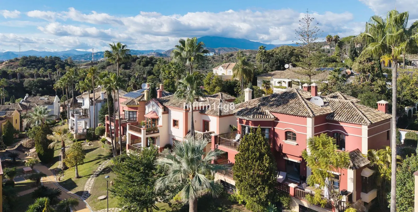 Venta de villa independiente en The Golden Mile 31