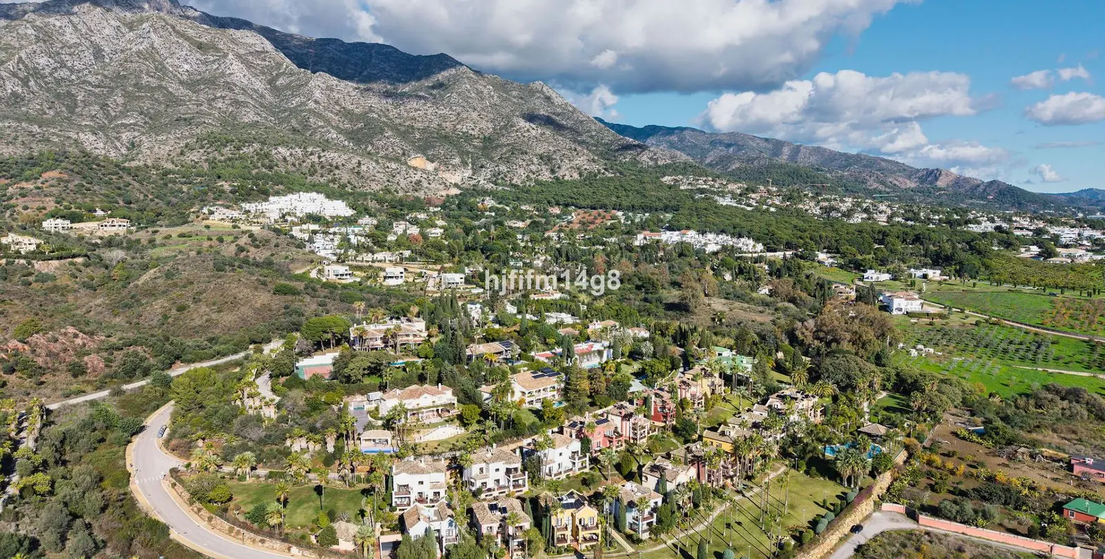 Venta de villa independiente en The Golden Mile 33