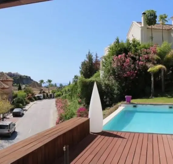 Detached villa R5157490