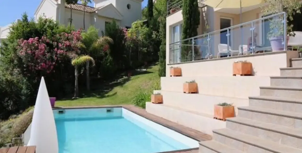 Sale of detached villa in Benahavís (district Los Arqueros) 3