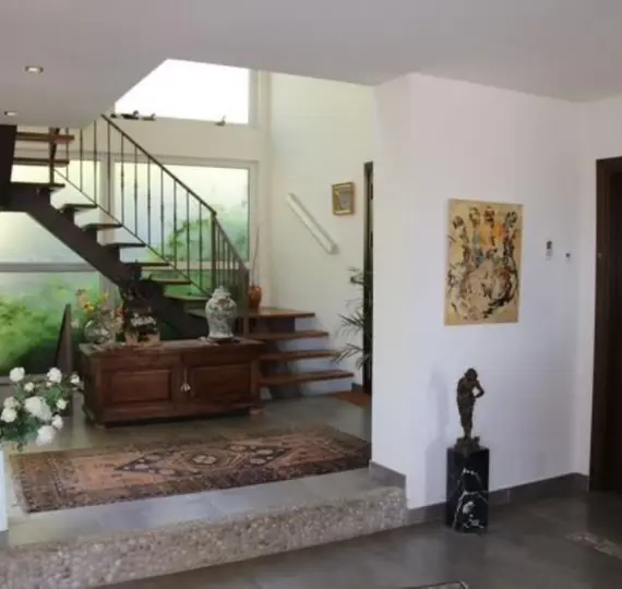 Detached villa R5157490