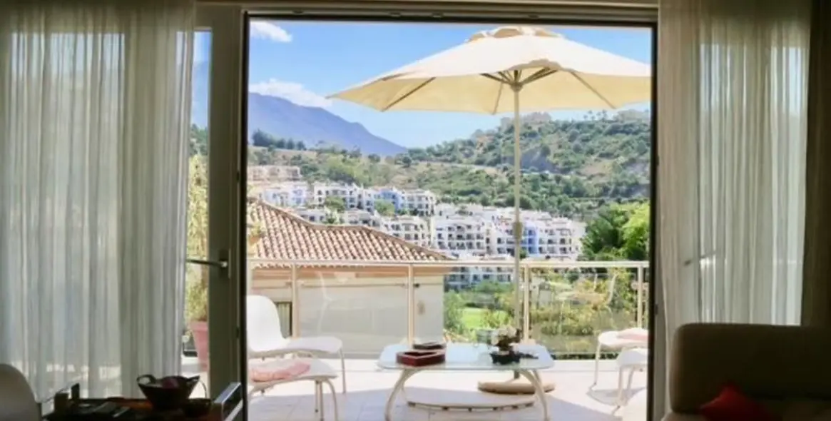 Sale of detached villa in Benahavís (district Los Arqueros) 7