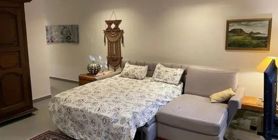 Продажа  отдельно стоящей виллы в Los Arqueros 14