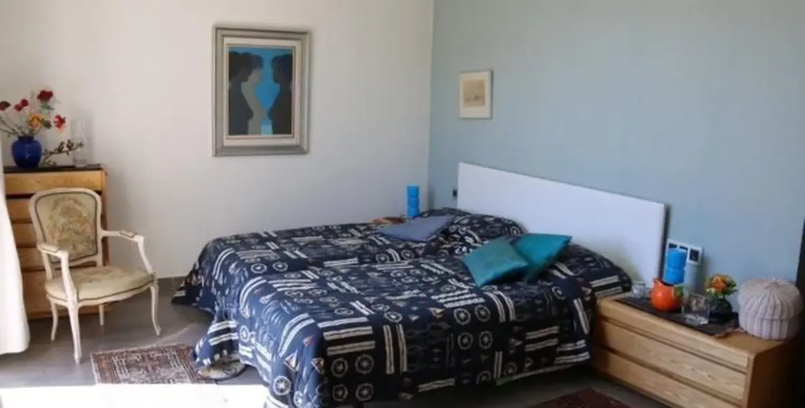 Продажа  отдельно стоящей виллы в Los Arqueros 19