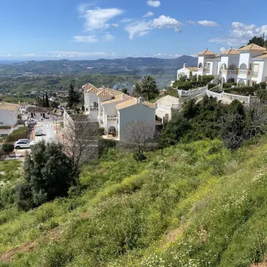 Продажа  коммерческого участка в Mijas