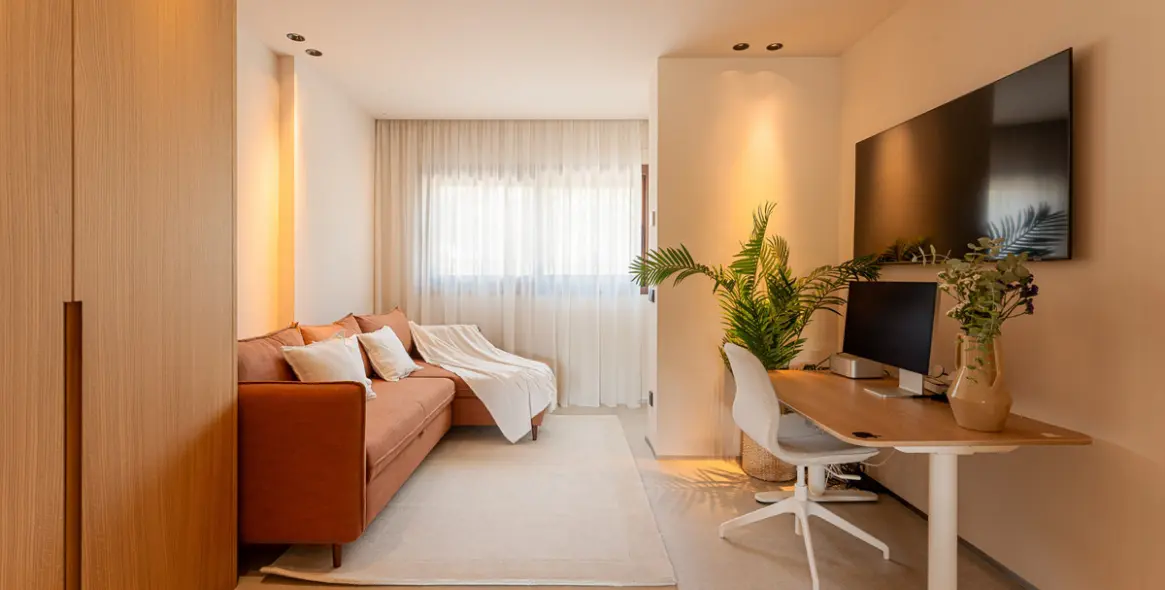 Продажа двухуровневого пентхауса в The Golden Mile 20