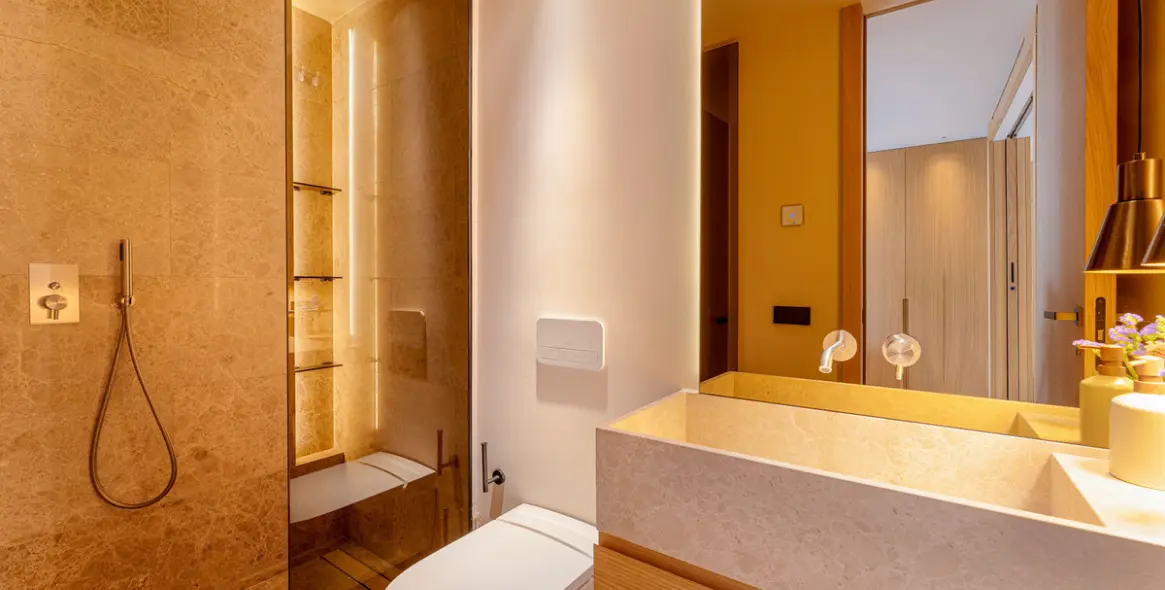 Продажа двухуровневого пентхауса в The Golden Mile 21