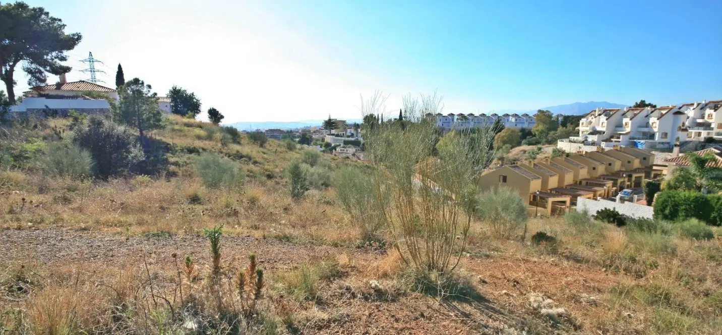 Sale of residential plot in Torreblanca 1
