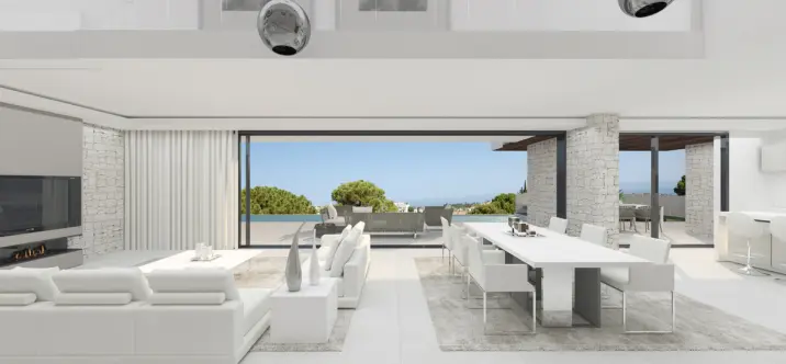 Sale of detached villa in Estepona 2