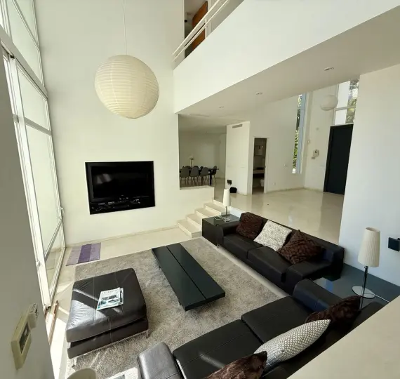 Venta de villa independiente en Valtocado