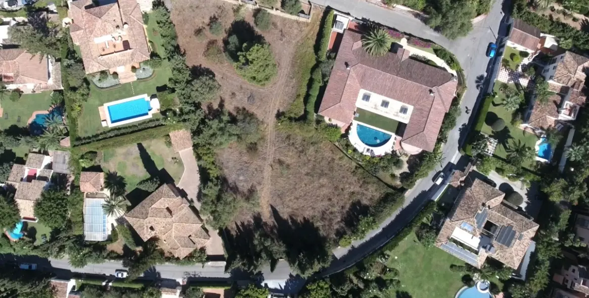 Venta de parcela residencial en The Golden Mile 2