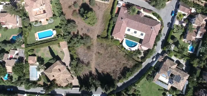 Venta de parcela residencial en The Golden Mile 1