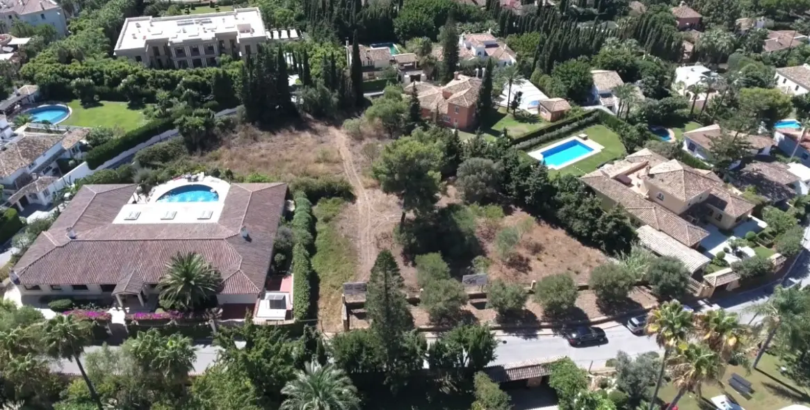 Venta de parcela residencial en The Golden Mile 11